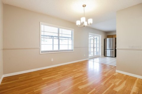 Villa ou maison à louer à Tampa, Floride: 3 chambres, 130.71 m2 № 2393806 - photo 8
