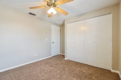 Villa ou maison à louer à Tampa, Floride: 3 chambres, 130.71 m2 № 2393806 - photo 14