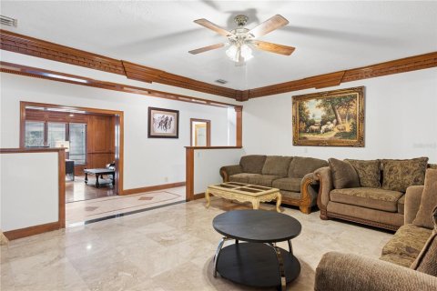 House in Longwood, Florida 6 bedrooms, 986.9 sq.m. № 2196912 - photo 20