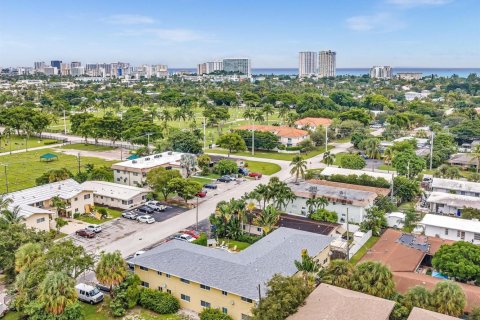 Condo in Pompano Beach, Florida, 1 bedroom № 2402488 - photo 29