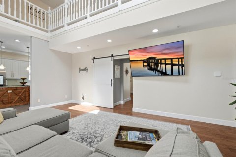 Casa en venta en De Leon Springs, Florida, 7 dormitorios, 425.12 m2 № 2396069 - foto 15