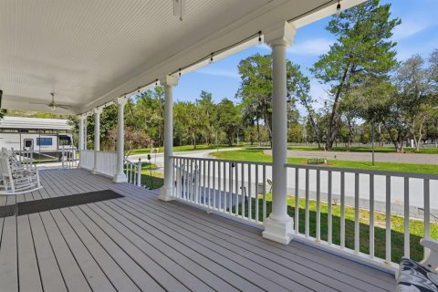 Casa en venta en De Leon Springs, Florida, 7 dormitorios, 425.12 m2 № 2396069 - foto 7