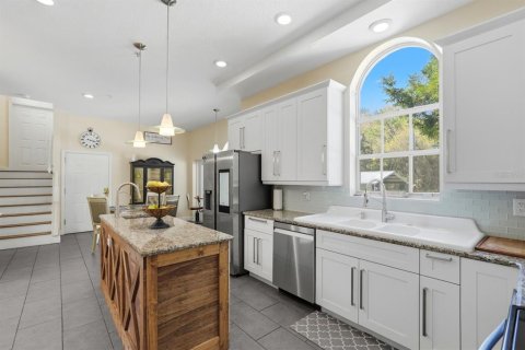 Casa en venta en De Leon Springs, Florida, 7 dormitorios, 425.12 m2 № 2396069 - foto 18