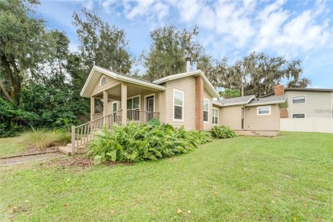 House in Montverde, Florida 2 bedrooms, 120.22 sq.m. № 1642501 - photo 2