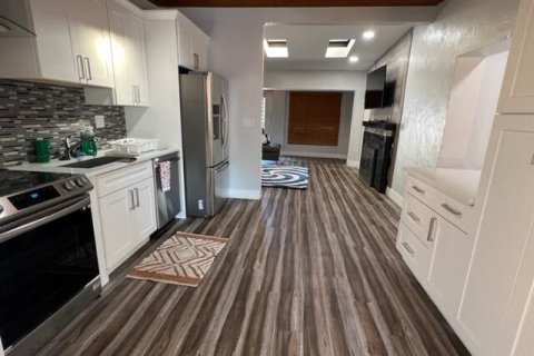 Villa ou maison à louer à Fort Lauderdale, Floride: 3 chambres, 162.58 m2 № 2385502 - photo 9