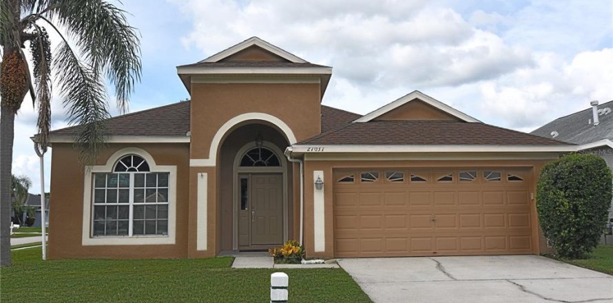 Villa ou maison à Wesley Chapel, Floride 3 chambres, 189.71 m2 № 1899592