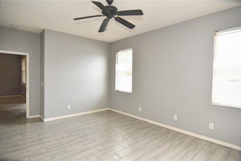 Casa en alquiler en Wesley Chapel, Florida, 3 dormitorios, 189.71 m2 № 1899592 - foto 18