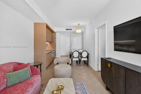 Condominio en venta en Miami, Florida, 1 dormitorio, 59.27 m2 № 2186136 - foto 10