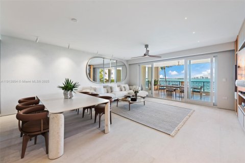 Copropriété à vendre à Miami Beach, Floride: 3 chambres, 185.8 m2 № 1968754 - photo 14