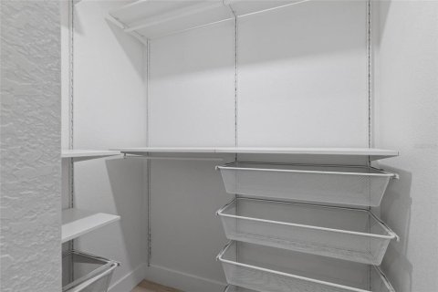 Condo in Clearwater, Florida, 2 bedrooms № 2383371 - photo 27