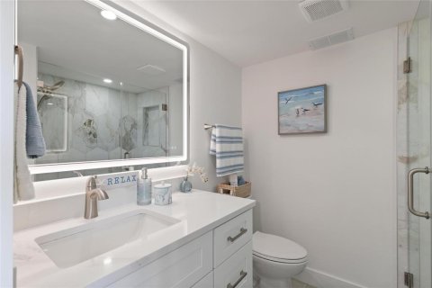 Condo in Clearwater, Florida, 2 bedrooms № 2383371 - photo 21