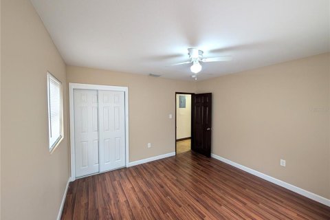 Villa ou maison à louer à Tampa, Floride: 4 chambres, 111.76 m2 № 2419295 - photo 12