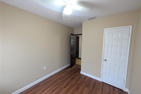 Villa ou maison à louer à Tampa, Floride: 4 chambres, 111.76 m2 № 2419295 - photo 16