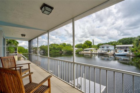 House in Key Largo, Florida 3 bedrooms № 1385776 - photo 21