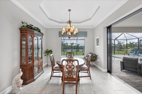 House in Port Charlotte, Florida 3 bedrooms, 189.24 sq.m. № 2131900 - photo 16