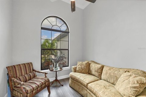 House in Port Charlotte, Florida 3 bedrooms, 189.24 sq.m. № 2131900 - photo 18