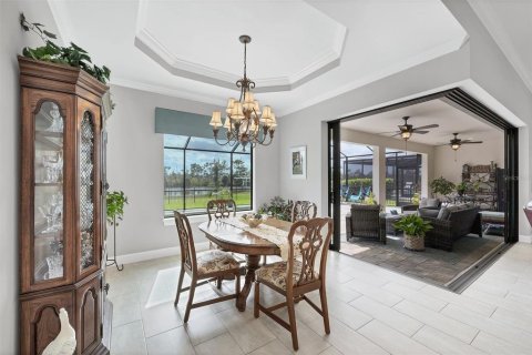 House in Port Charlotte, Florida 3 bedrooms, 189.24 sq.m. № 2131900 - photo 17