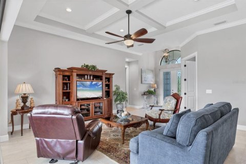 House in Port Charlotte, Florida 3 bedrooms, 189.24 sq.m. № 2131900 - photo 9