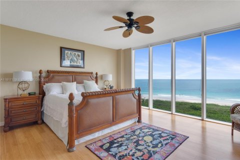 Condo in Hutchinson Island South, Florida, 3 bedrooms № 1962170 - photo 21