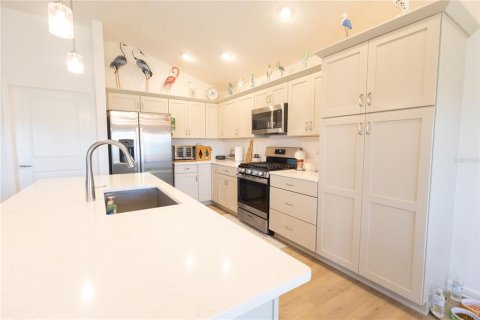 Casa en venta en The Villages, Florida, 3 dormitorios, 158.96 m2 № 1578886 - foto 5