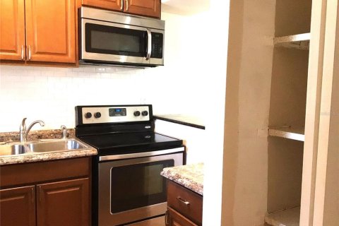 Condo in Clearwater, Florida, 2 bedrooms  № 1733384 - photo 5