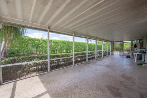 Villa ou maison à vendre à Homestead, Floride: 4 chambres, 220.55 m2 № 1745824 - photo 26