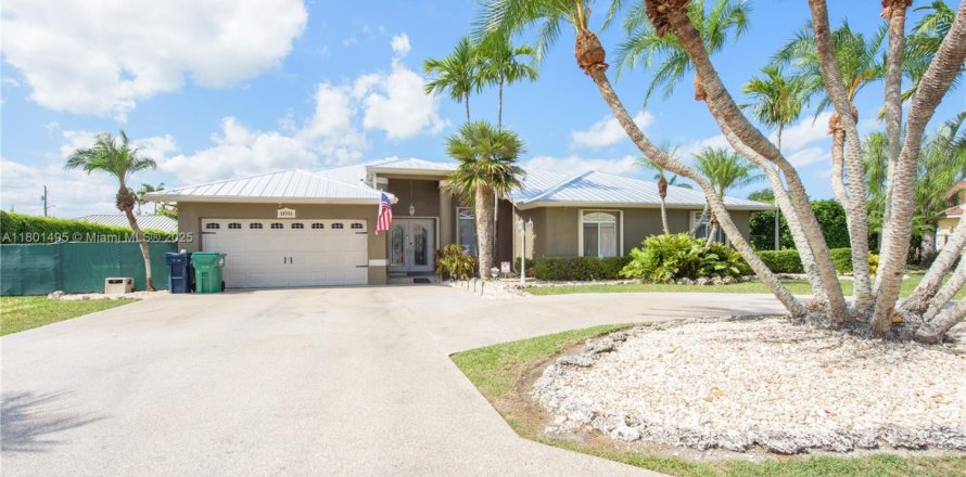 Villa ou maison à Homestead, Floride 4 chambres, 220.55 m2 № 1745824