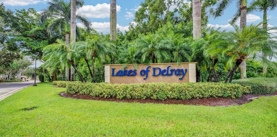 Condo in Delray Beach, Florida, 2 bedrooms  № 2381423