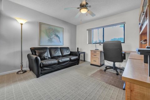 Condo in Delray Beach, Florida, 2 bedrooms  № 2381423 - photo 24