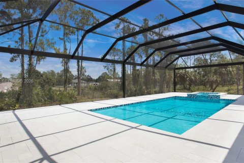 House in Naples, Florida 6 bedrooms, 333.52 sq.m. № 2011099 - photo 29