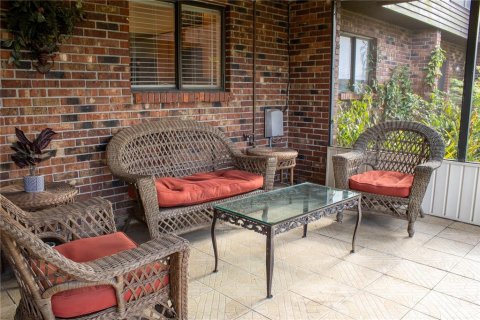 Townhouse in Lakeland, Florida 4 bedrooms, 160.72 sq.m. № 1872951 - photo 14