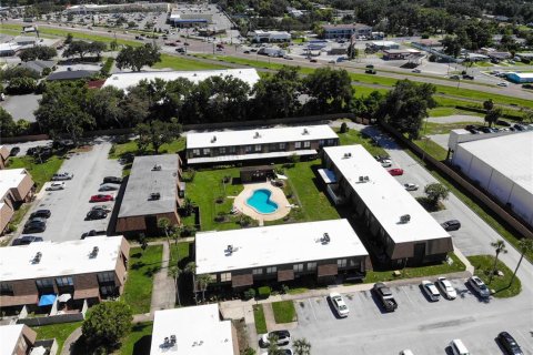 Townhouse in Lakeland, Florida 4 bedrooms, 160.72 sq.m. № 1872951 - photo 28