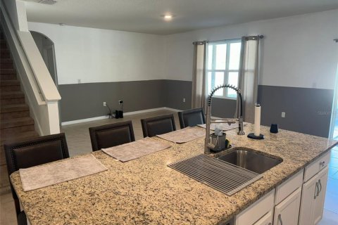 Casa en venta en Auburndale, Florida, 5 dormitorios, 248.42 m2 № 1817947 - foto 8
