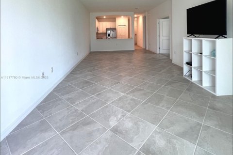 House in Naples, Florida 3 bedrooms, 129.04 sq.m. № 1774424 - photo 11