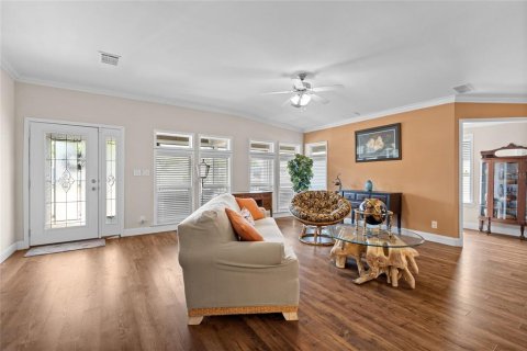 Villa ou maison à vendre à Saint Petersburg, Floride: 4 chambres, 276.11 m2 № 2100611 - photo 2