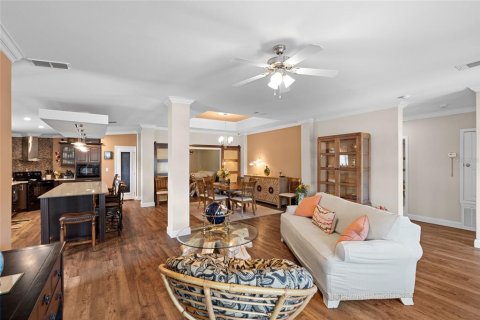 Villa ou maison à vendre à Saint Petersburg, Floride: 4 chambres, 276.11 m2 № 2100611 - photo 4