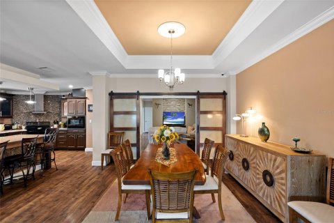 Villa ou maison à vendre à Saint Petersburg, Floride: 4 chambres, 276.11 m2 № 2100611 - photo 6