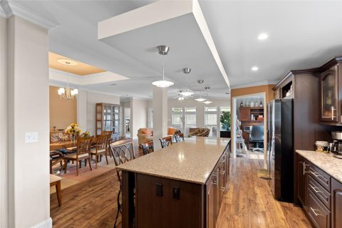 Villa ou maison à vendre à Saint Petersburg, Floride: 4 chambres, 276.11 m2 № 2100611 - photo 11