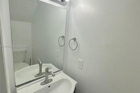Appartement à louer à Miami Beach, Floride: 2 chambres, 89.93 m2 № 2044361 - photo 5