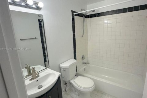 Appartement à louer à Miami Beach, Floride: 2 chambres, 89.93 m2 № 2044361 - photo 10