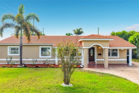 Villa ou maison à vendre à Saint Petersburg, Floride: 4 chambres, 171.31 m2 № 2389082 - photo 4
