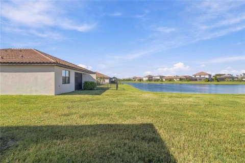 Villa ou maison à louer à Bradenton, Floride: 2 chambres, 144.65 m2 № 2420304 - photo 25