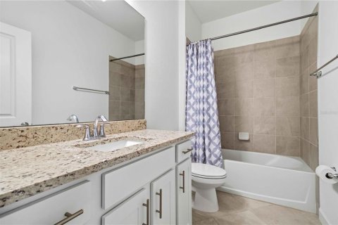 Villa ou maison à louer à Bradenton, Floride: 2 chambres, 144.65 m2 № 2420304 - photo 19