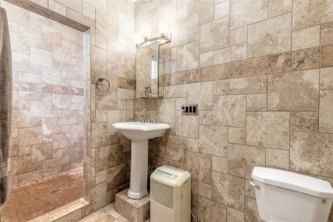Купить коммерческую недвижимость в Нью-Смирна-Бич, Флорида 269.04м2, № 2219179 - фото 17