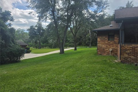 House in DeLand, Florida 3 bedrooms, 173.54 sq.m. № 2267424 - photo 8