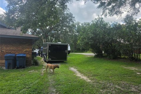 House in DeLand, Florida 3 bedrooms, 173.54 sq.m. № 2267424 - photo 4