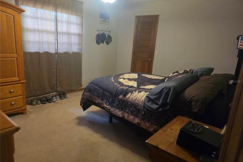 House in DeLand, Florida 3 bedrooms, 173.54 sq.m. № 2267424 - photo 25