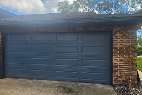 House in DeLand, Florida 3 bedrooms, 173.54 sq.m. № 2267424 - photo 9