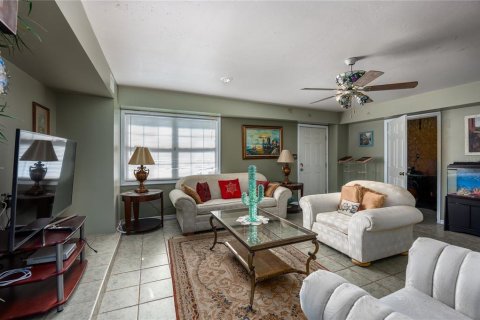 Villa ou maison à vendre à Lake City, Floride: 6 chambres, 428 m2 № 1414646 - photo 18