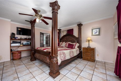 House in Lake City, Florida 6 bedrooms, 428 sq.m. № 1414646 - photo 23